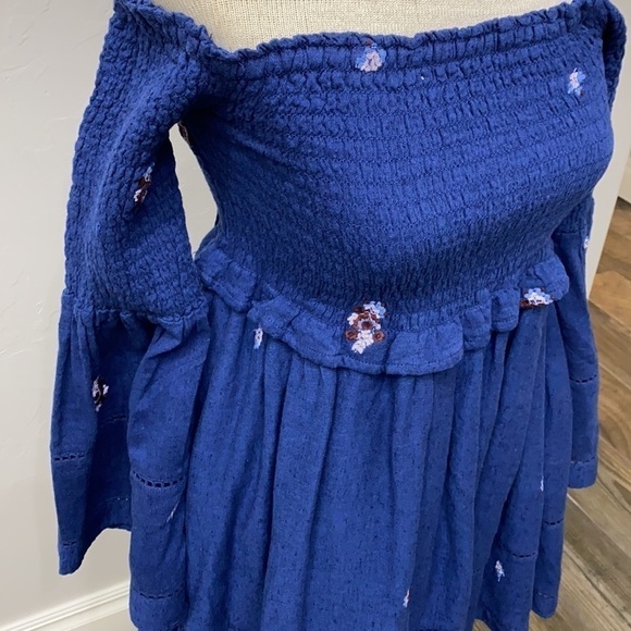 Free People blue boho smocked top size small - Picture 3 of 11